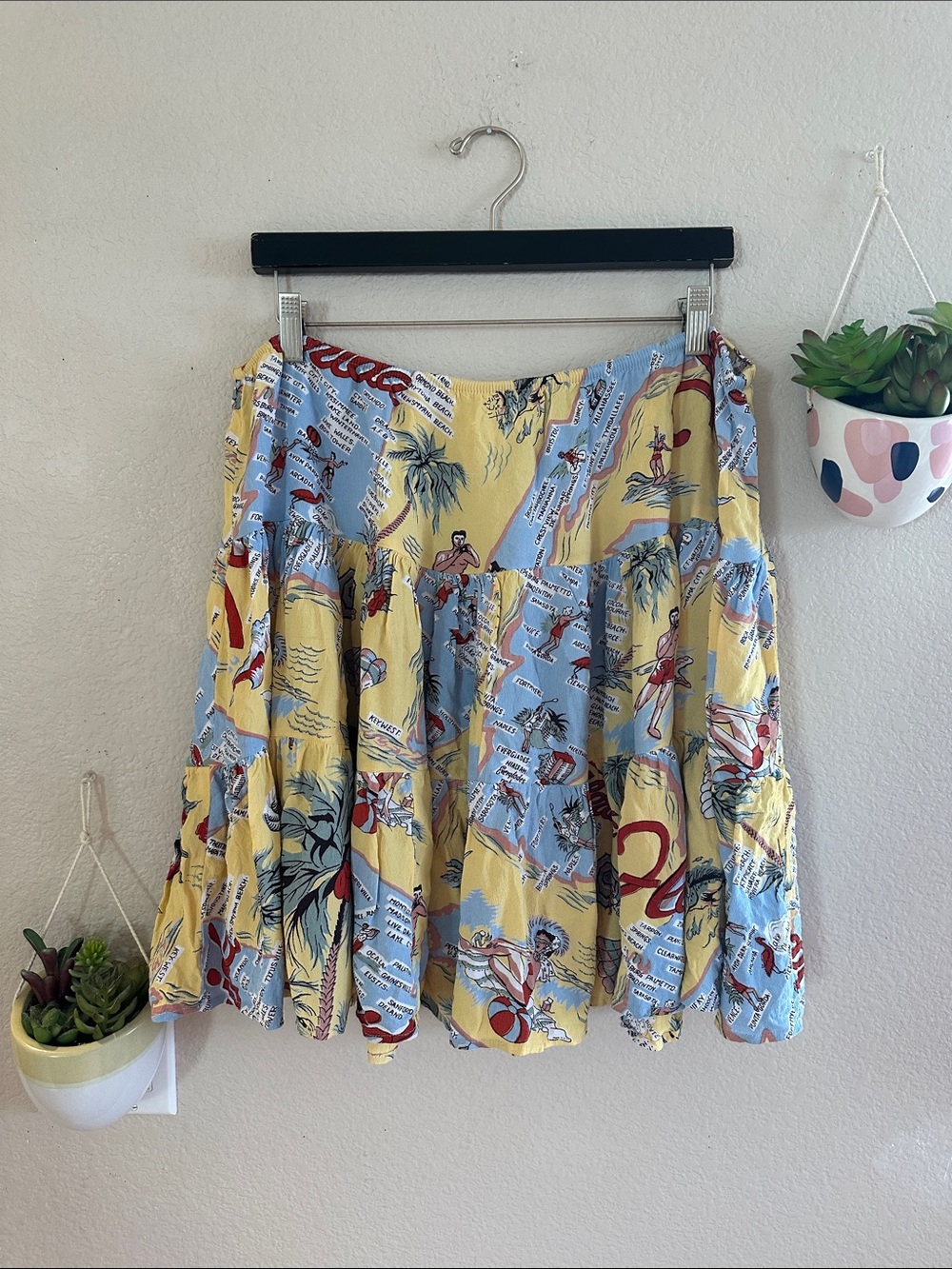 Joan and Lucy Vintage Remade Recycled Florida Hawaiian Skirt Vintage Pinup Large